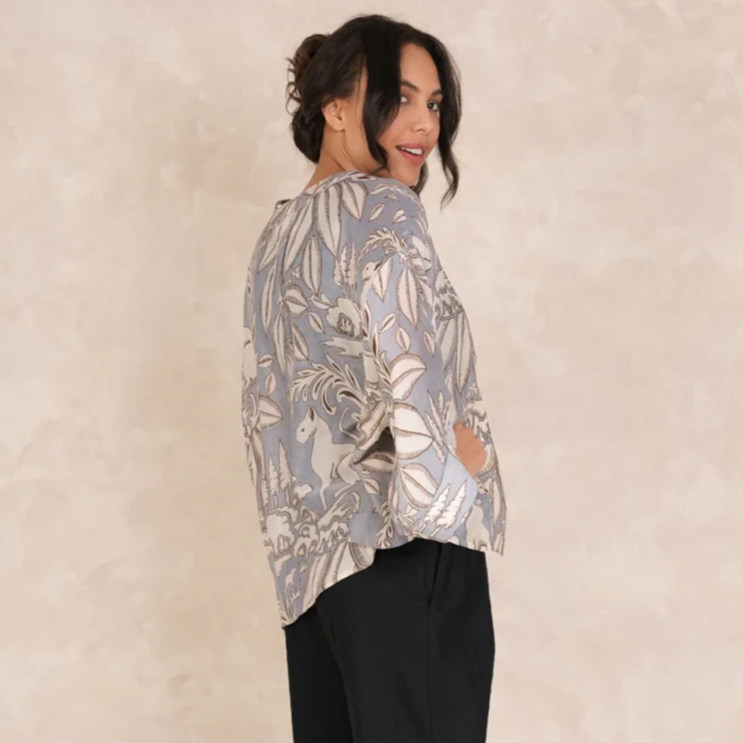One Hundred Stars Grey Sphinx kimono One Hundred Stars Grey Sphinx kimono