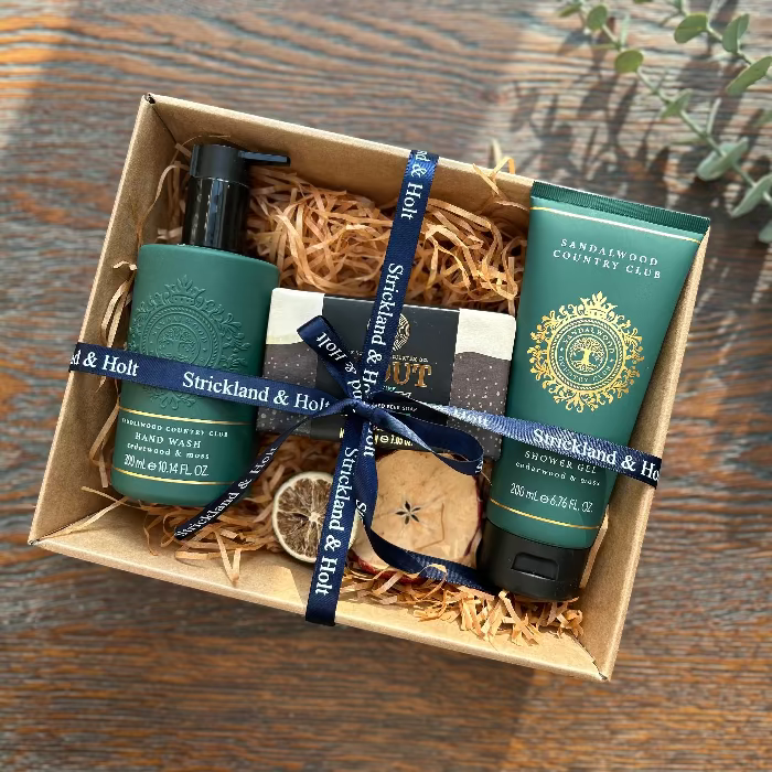 Strickland and Holt Mens Hamper with fantastic products for men. Strickland and Holt Mens Hamper with fantastic products for men.
