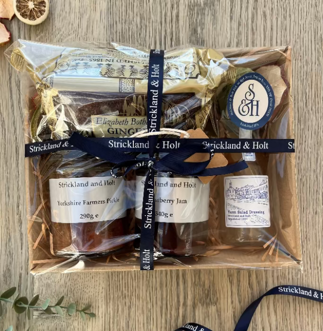 Strickland and Holt Hamper 1 