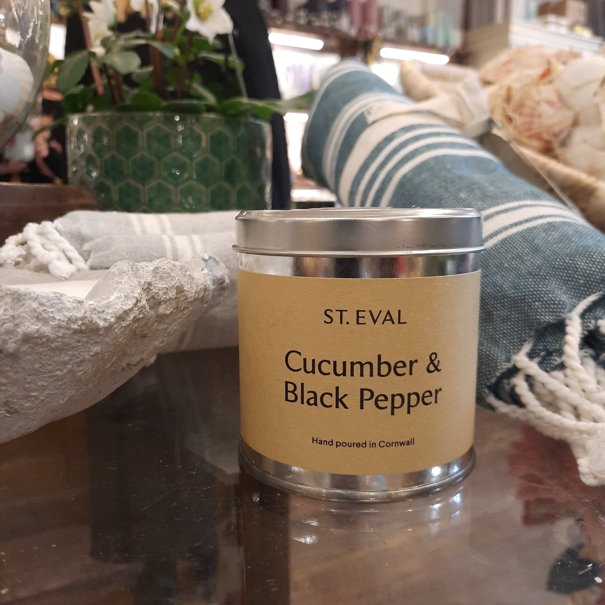 St Eval Cucumber and Black Pepper tin