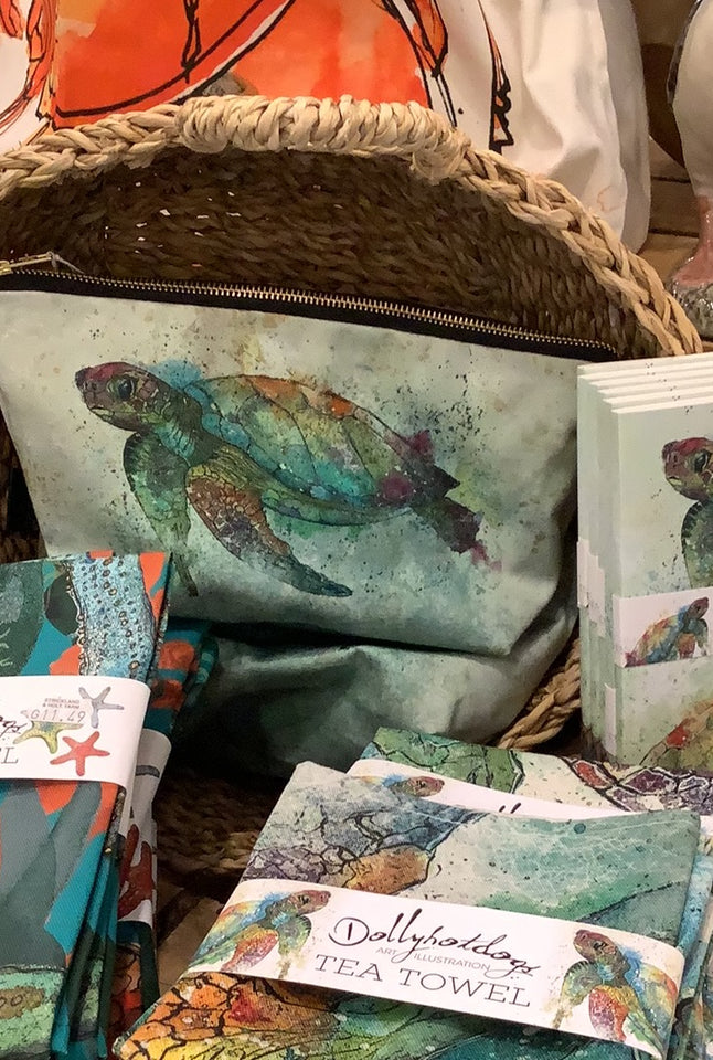 Dollyhotdogs Turtle Washbag