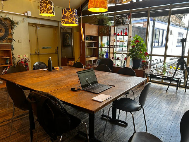 Courtyard Room Strickies Hub Hot Desking